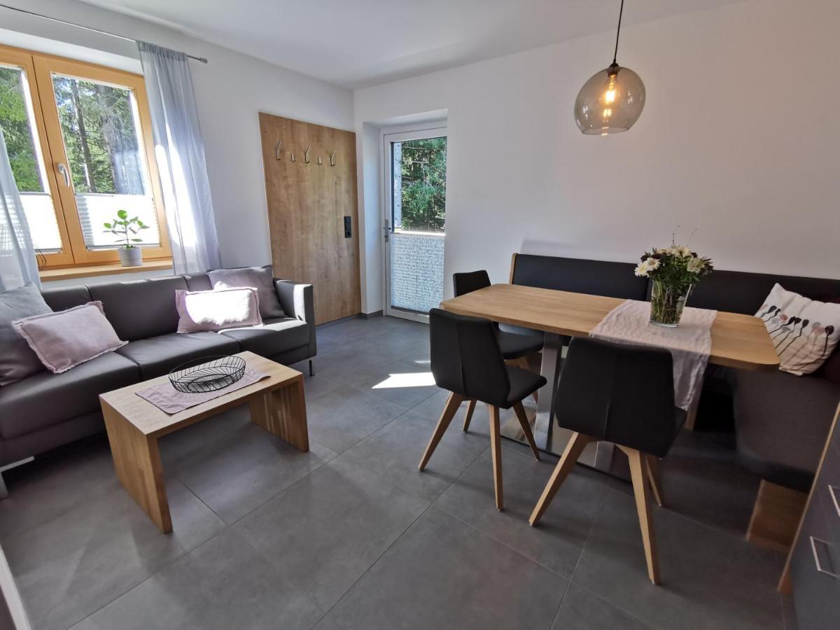 אנברג אים לאמרטל Ferienwohnung Hirscher מראה חיצוני תמונה